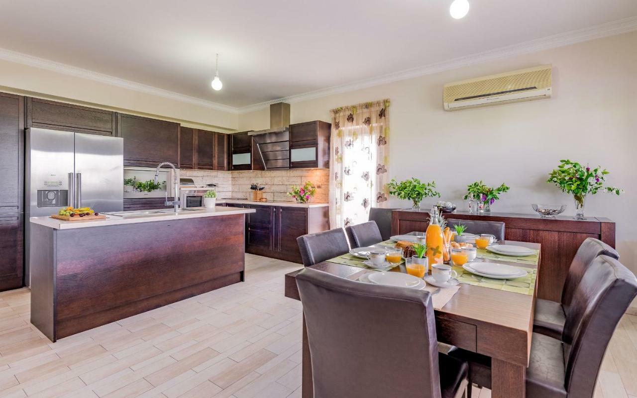V And H House - Cozy & Ideal For Families, By Zantewize Kalipadhon ภายนอก รูปภาพ